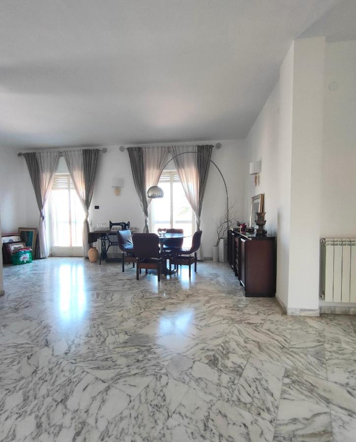 L'Attico - Stanza Privata Con Bagno - Teatro Greco Siracusa Сиракуза Екстериор снимка