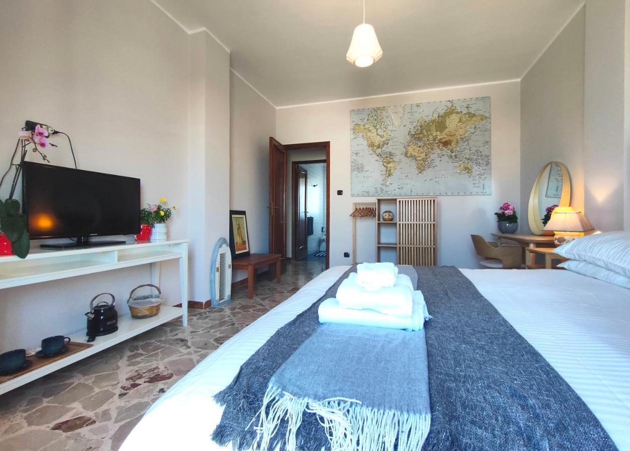 L'Attico - Stanza Privata Con Bagno - Teatro Greco Siracusa Сиракуза Екстериор снимка
