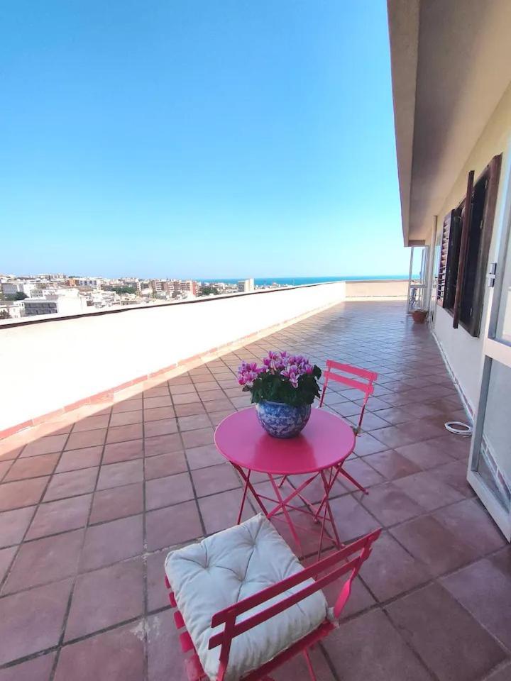 L'Attico - Stanza Privata Con Bagno - Teatro Greco Siracusa Сиракуза Екстериор снимка